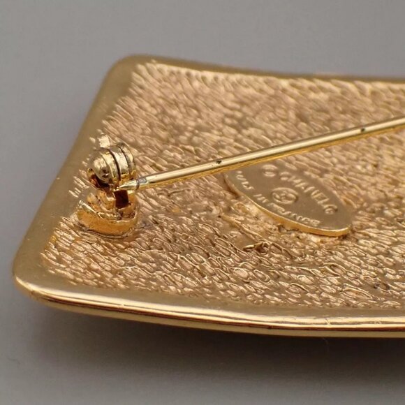 CHANEL CC Logo Pin Brooch Diamond Shape Gold France Vintage Accessory - Picture 5 of 7